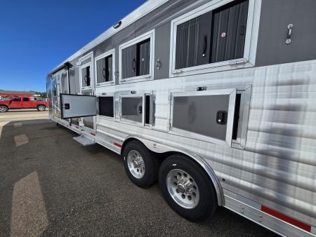 New 2026 Merhow Stampede 4 Horse
