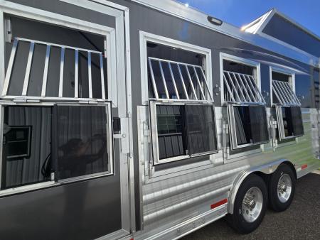 New 2026 Merhow Stampede 4 Horse