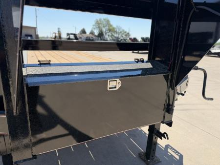 New 2026 Diamond T 8.5-40 Tandem Dual Gooseneck Deckover Equipment Hauler W/ MAXX Ramps and HDSS 25.9K GVWR