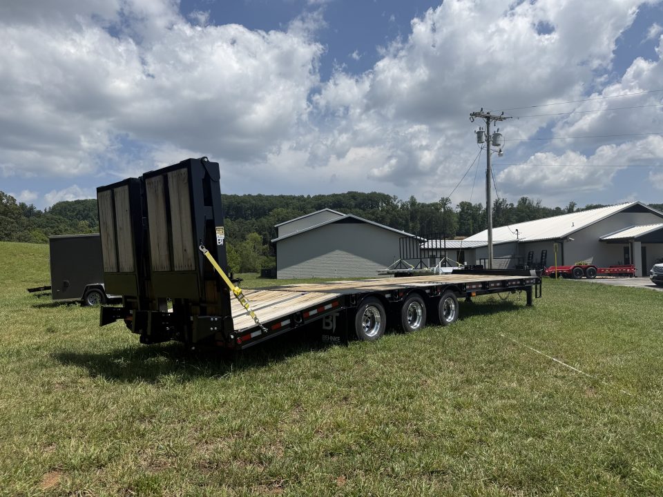 New 2026 Behnke FB 8X33 PINLE HYDRAULIC RAMPS ALUM WHEEL WHEEL Equipment Trailer
