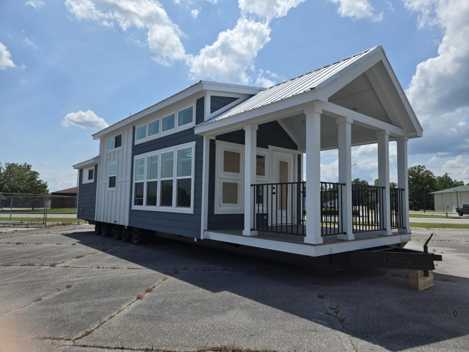 New 2026 Clayton Park Models Coldwater