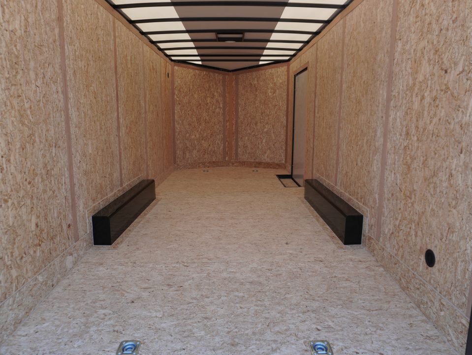 New 2027 Discovery Trailers ET 8.5x20ft Enclosed Trailer