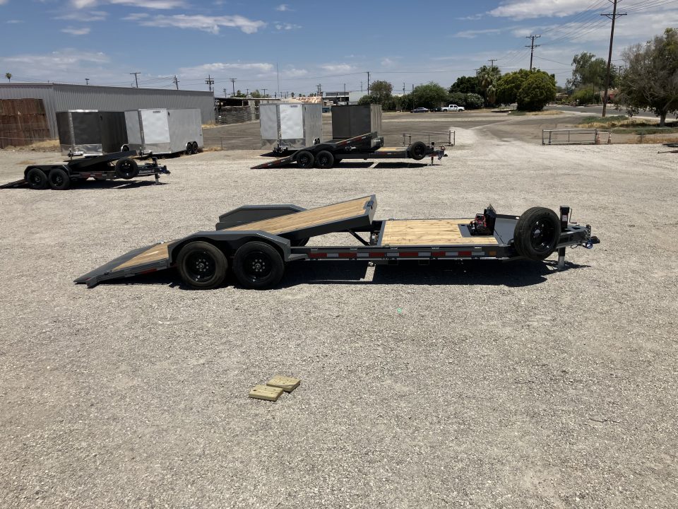 New 2026 Diamond C Trailers HDT 207 22X82 Tilt Trailer