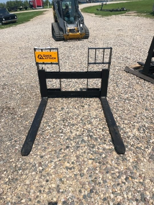 2026 Equipment Flatbed Trailer photo 4