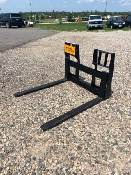 New 2026 48 Inch 5500lb Walk Through Forks Lawn Equipment