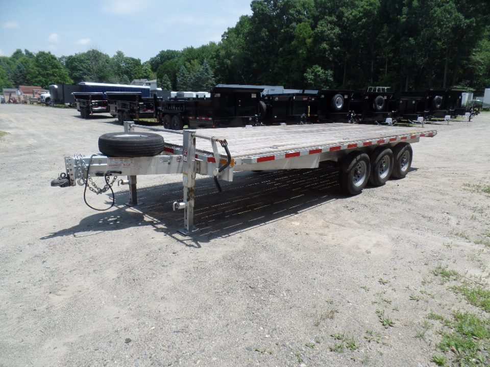 New 2025 ALCOM Brand New ALUMINUM FRAME 15,600 GVWR FLAT DECK Equipment Trailer