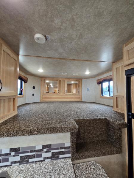 Used 2019 Bison Ranger 3 Horse Trailer