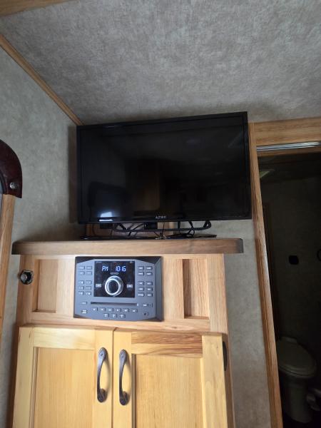 Used 2019 Bison Ranger 3 Horse Trailer