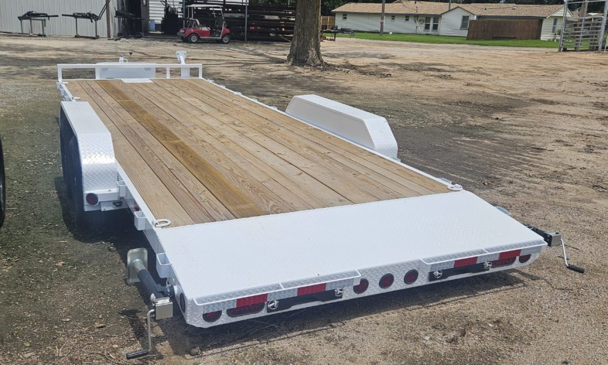 New 2026 PJ Trailers 83" x 22' 5" Channel Equipment (CE) Equipment Trailer