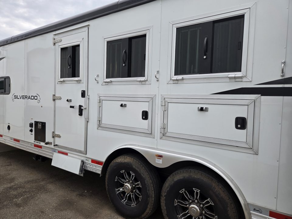 New 2026 Bison Silverado 3 Horse