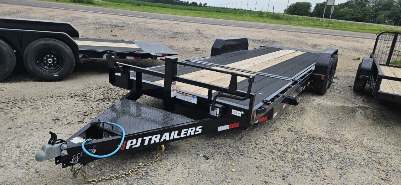 New 2027 PJ Trailers 83" x 22' 6" Channel Equipment Tilt (T6) Trailer