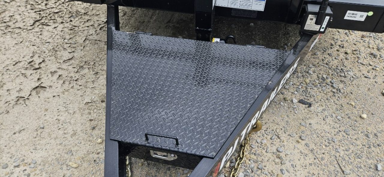 New 2027 PJ Trailers 83" x 22' 6" Channel Equipment Tilt (T6) Trailer