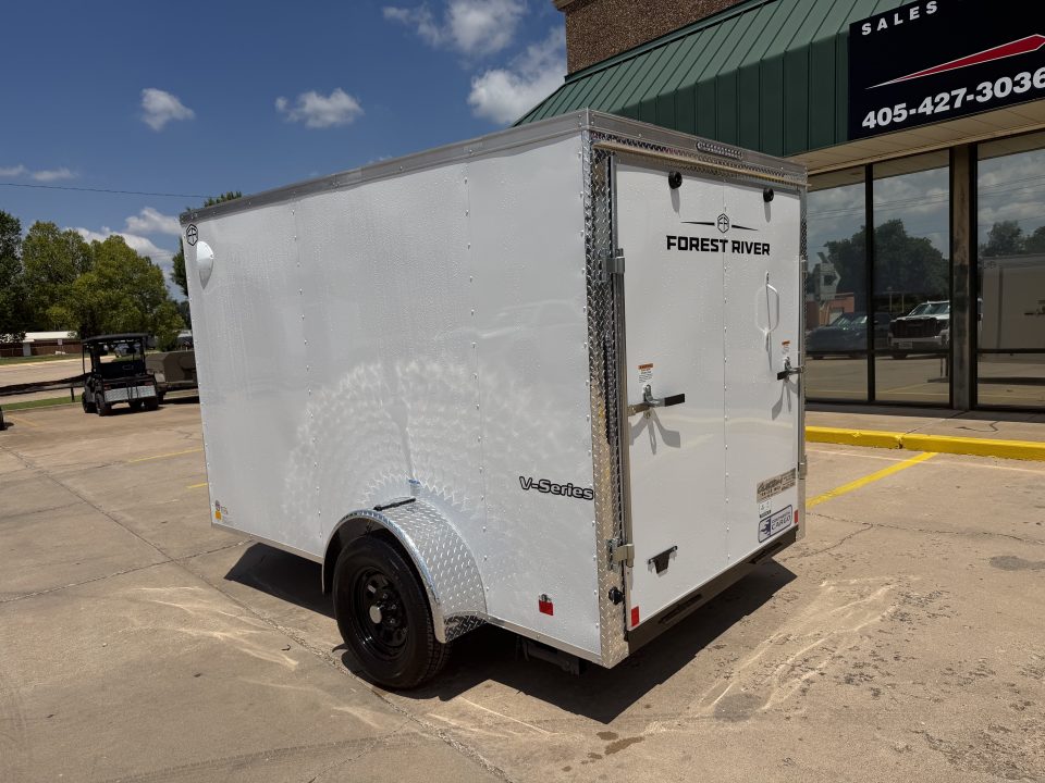 New #056627 2027 FOREST RIVER SA 6 X 10 SINGLE AXLE 3.5K ENCLOSED W/ REAR RAMP DOOR