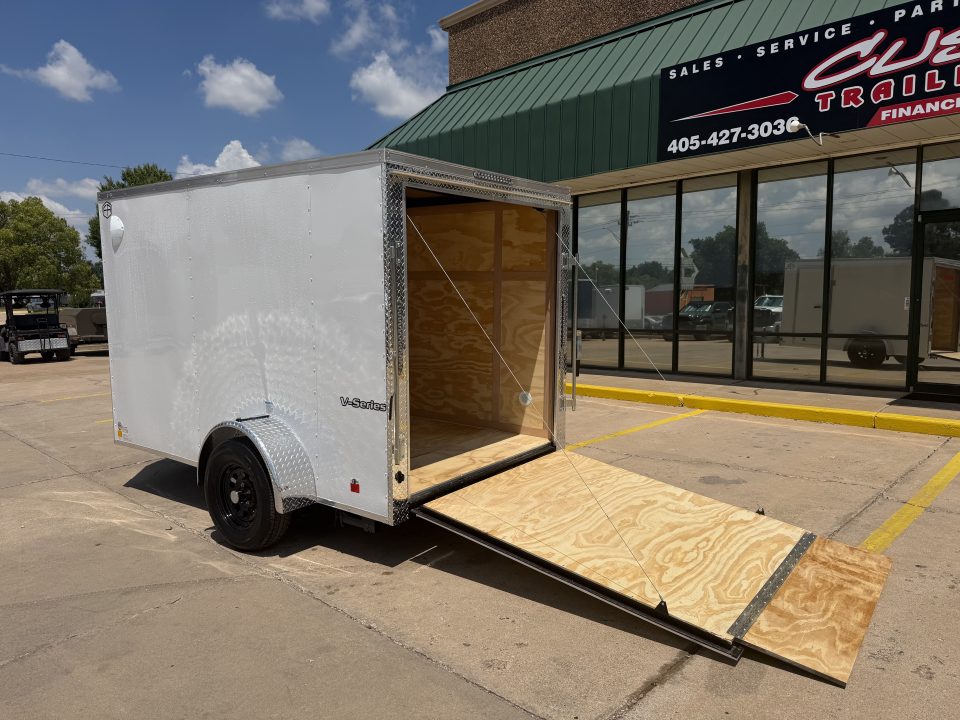 New #056627 2027 FOREST RIVER SA 6 X 10 SINGLE AXLE 3.5K ENCLOSED W/ REAR RAMP DOOR