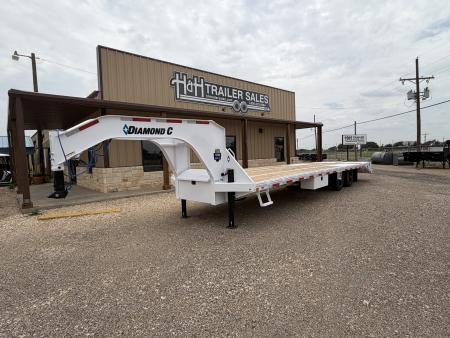 New 2026 Diamond C Trailers FMAX 210 Flatbed Trailer