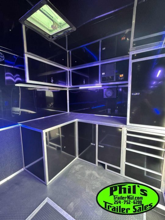 New Haulmark EDGE PRO 85X28 RACE TRAILER FULL ESCAPE DOOR - ELECTRIC AWNING - AC - WINCH - ELECTRIC JACK & MORE!!!Car / Racing Trailer