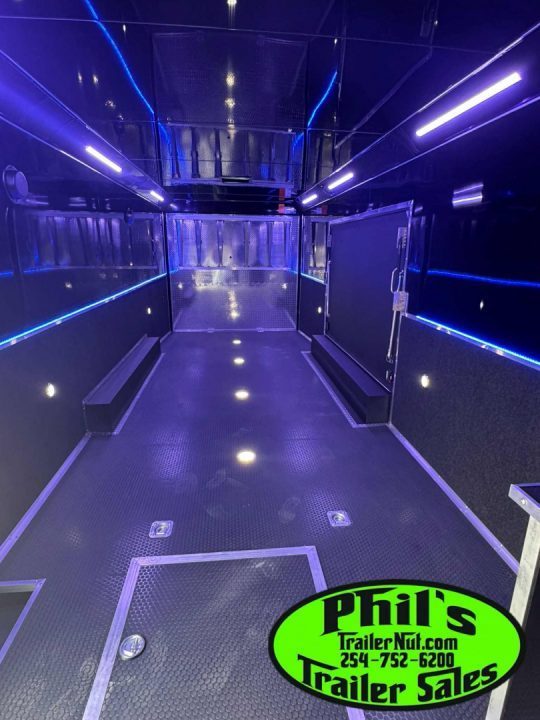 New Haulmark EDGE PRO 85X28 RACE TRAILER FULL ESCAPE DOOR - ELECTRIC AWNING - AC - WINCH - ELECTRIC JACK & MORE!!!Car / Racing Trailer