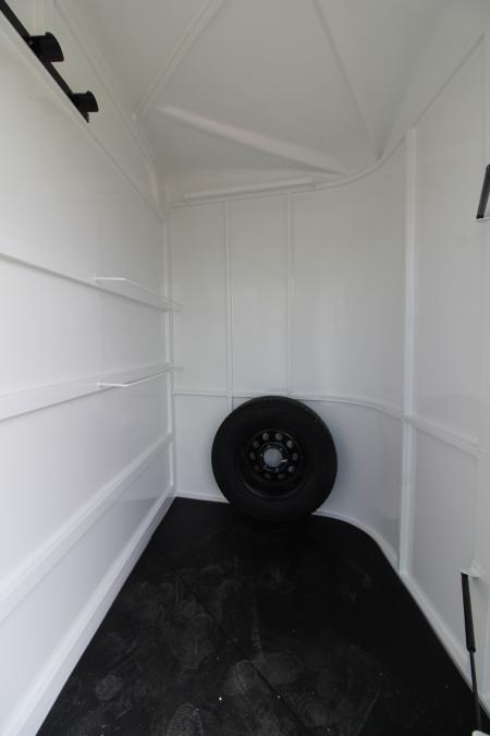 New 2027 Thuro-Bilt Shilo 3 Horse Trailer - 1ft added to horse area - Adjustable Dividers