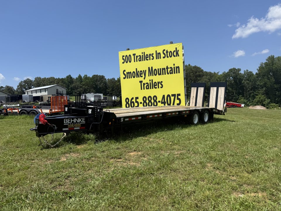 New 2026 Behnke FB 8X31 PINLE AIR ASSIST Equipment Trailer