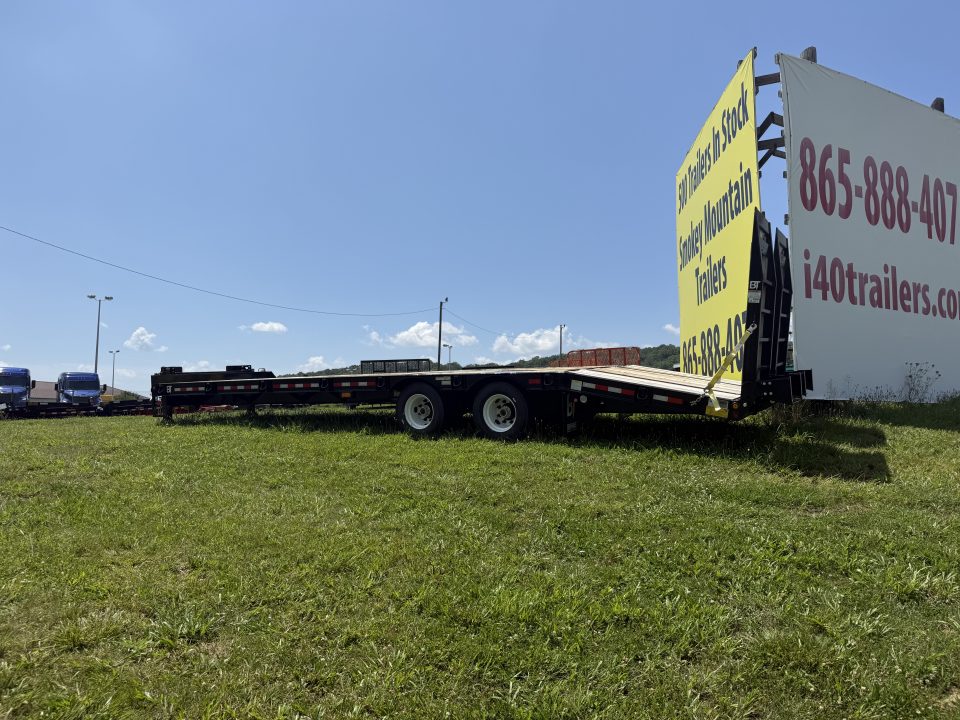 New 2026 Behnke FB 8X31 PINLE AIR ASSIST Equipment Trailer