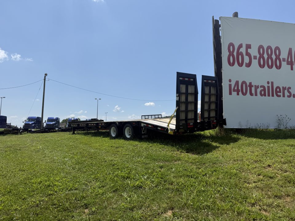 New 2026 Behnke FB 8X31 PINLE AIR ASSIST Equipment Trailer