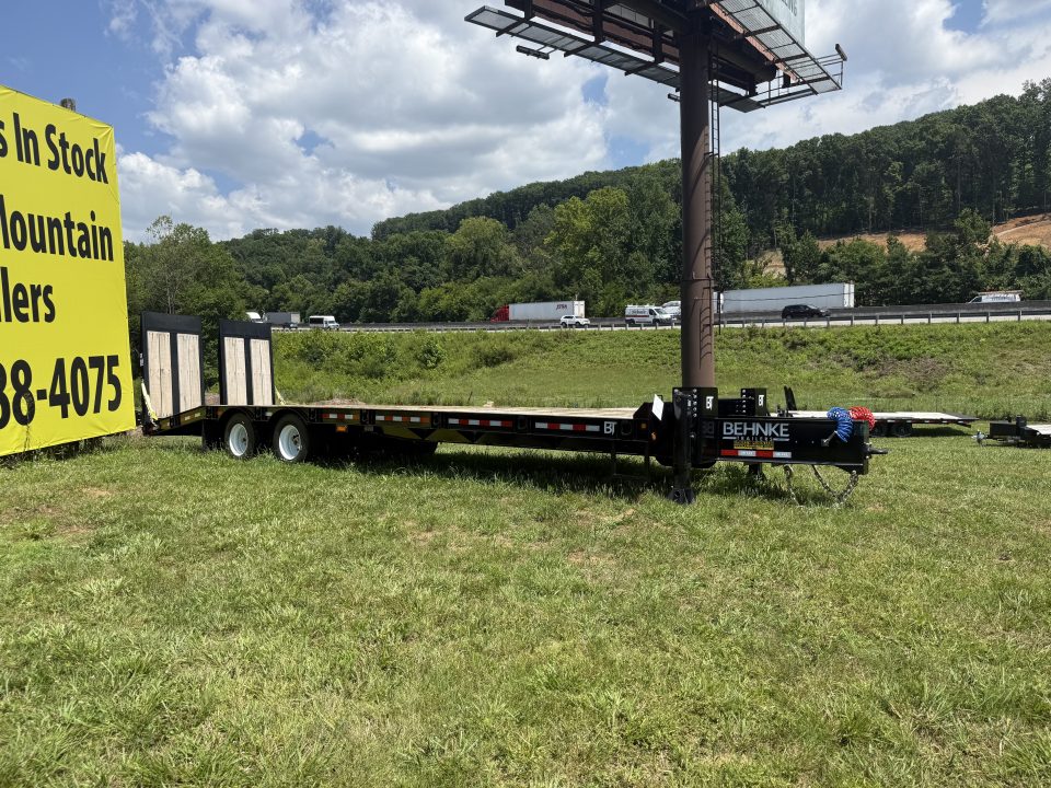 New 2026 Behnke FB 8X31 PINLE AIR ASSIST Equipment Trailer
