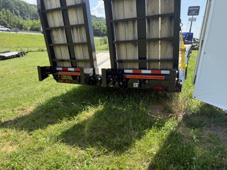 New 2026 Behnke FB 8X31 PINLE AIR ASSIST Equipment Trailer
