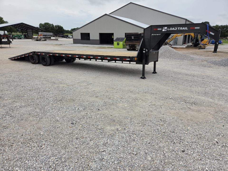 New 2026 Load Trail 102X36 TANDEM LO-PRO GOOSENECK W/12' CLETED HYDROTAIL HYDROJACKS & 14PLY TIRES