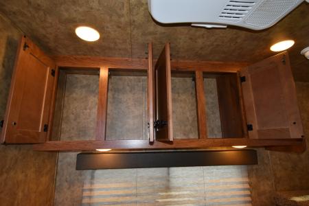 Used 2020 Lakota CH27 Horse Trailer