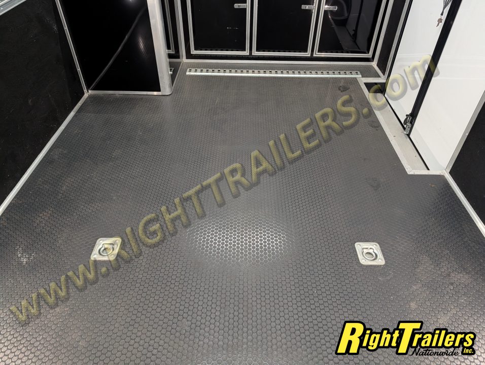 Used 2025 Continental Cargo 8.5x28 Race Trailer
