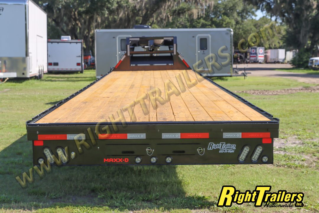New 2027 8.5X40 MAXX-D GOOSENECK EQUIPMENT TRAILER