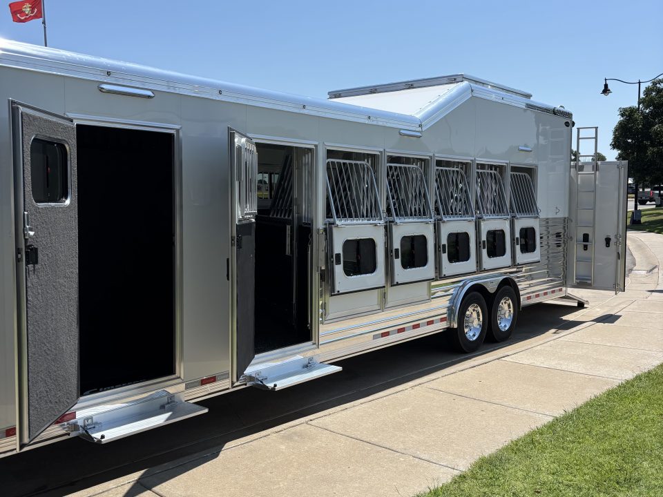 New 2027 Cimarron Trailers 6 Horse Norstar Slant Trainer Trailer