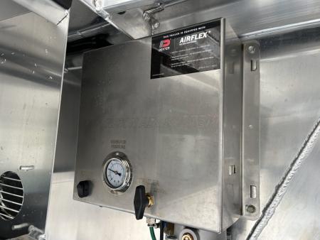 New 2027 Cimarron Trailers 6 Horse Norstar Slant Trainer Trailer