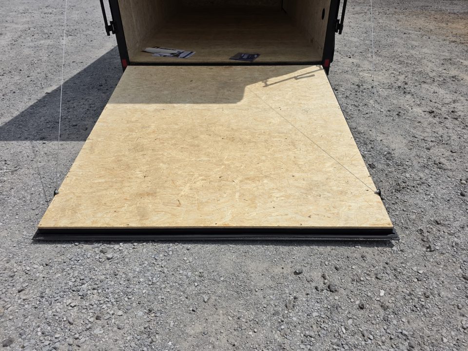 New 2026 Look Trailers 7X14 7' INSIDE RAMP DOOR 80" REAR OPENING 7 X 14 BLACKOUT SCREWLESS Cargo / Enclosed Trailer