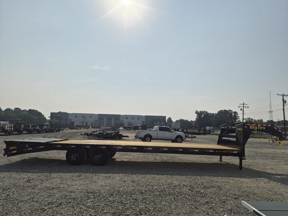 New 2027 Big Tex Trailers 25+5 14GN w/ Mega Ramps Flatbed Trailer