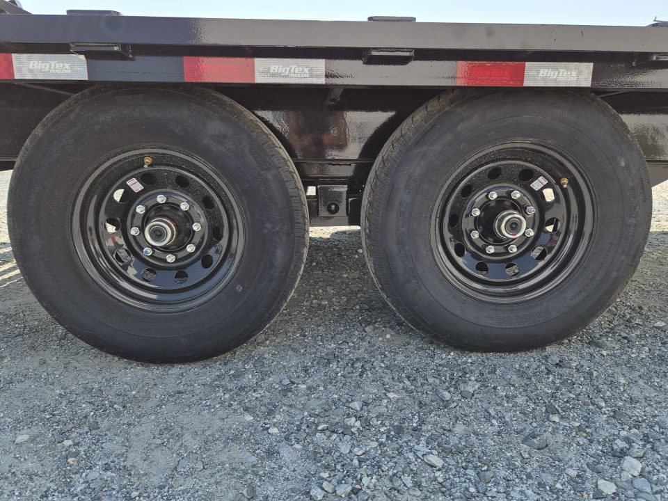 New 2027 Big Tex Trailers 20+5 14GN w/ Mega Ramps Flatbed Trailer
