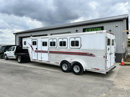 Used 2001 Exiss Trailers 4 Horse Slant Load All Aluminum Stock / Stock Combo Trailer
