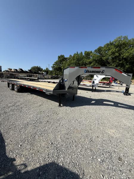 New 2026 Diamond C FMAX 210 30’ Flatbed Trailer, HYDRAULIC JACKS AND DOVETAIL, ALUMINUM OUTER WHEELS, 14 PLY TIRES