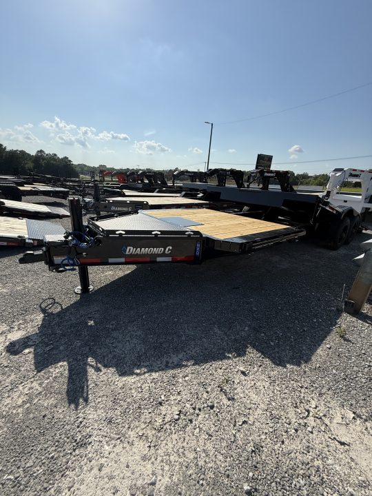 New 2026 Diamond C HXD 210 24’ Equipment Trailer, HYDRAULIC JACK, WIINCH PLATE/BED ROLLER, 23K GVWR, 17.5 18 PLY TIRES