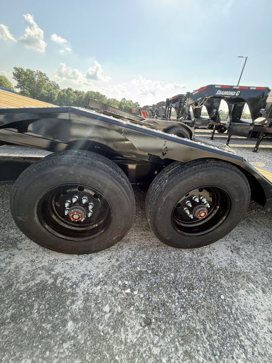 New 2026 Diamond C HXD 210 24’ Equipment Trailer, HYDRAULIC JACK, WIINCH PLATE/BED ROLLER, 23K GVWR, 17.5 18 PLY TIRES