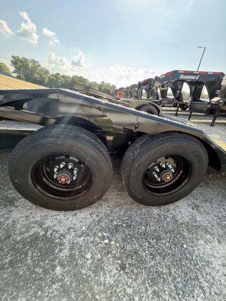 New 2026 Diamond C HXD 210 24’ Equipment Trailer, HYDRAULIC JACK, WIINCH PLATE/BED ROLLER, 23K GVWR, 17.5 18 PLY TIRES
