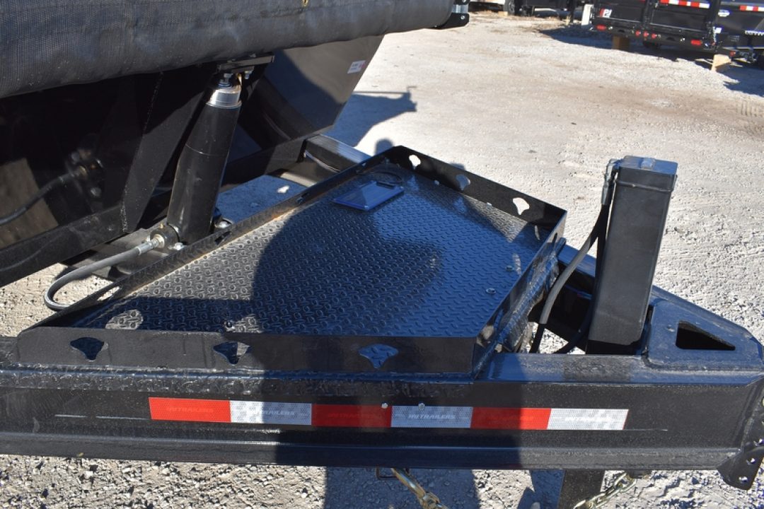 New 2027 PJ Trailers DT1-14-VYGR-2FT
