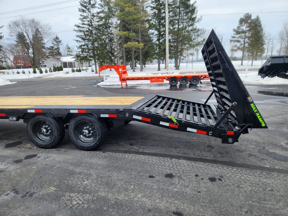 New 2027 Load Trail GS0228082 Gooseneck Equipment Trailer