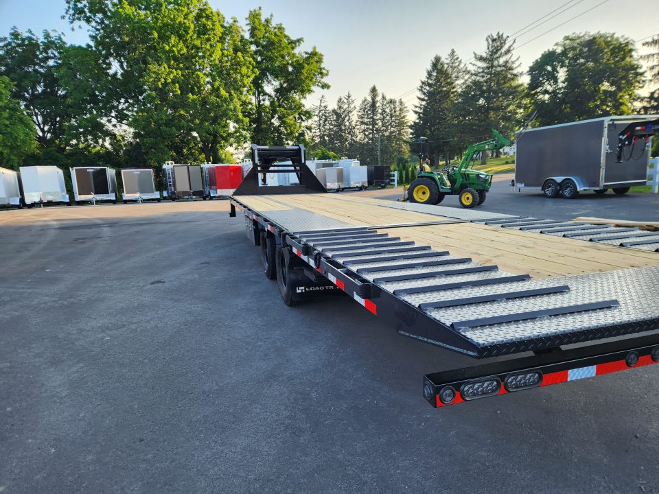New 2027 Load Trail GL322 Hyd Tail Gooseneck Equipment Trailer