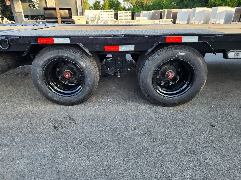 New 2026 Load Trail GL322 15k hyd tail Gooseneck Equipment Trailer