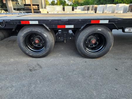 New 2026 Load Trail GL322 15k hyd tail Gooseneck Equipment Trailer