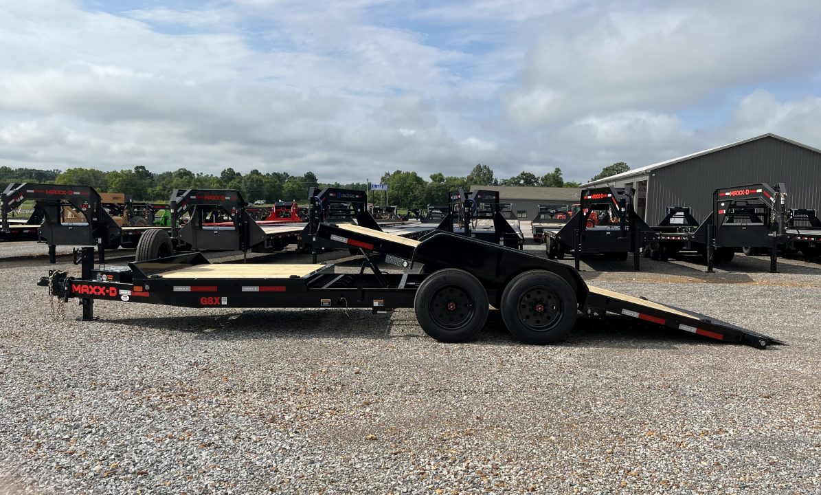 New 2027 MAXXD 83" X 22' 17.5K Tilt Equipment Trailer
