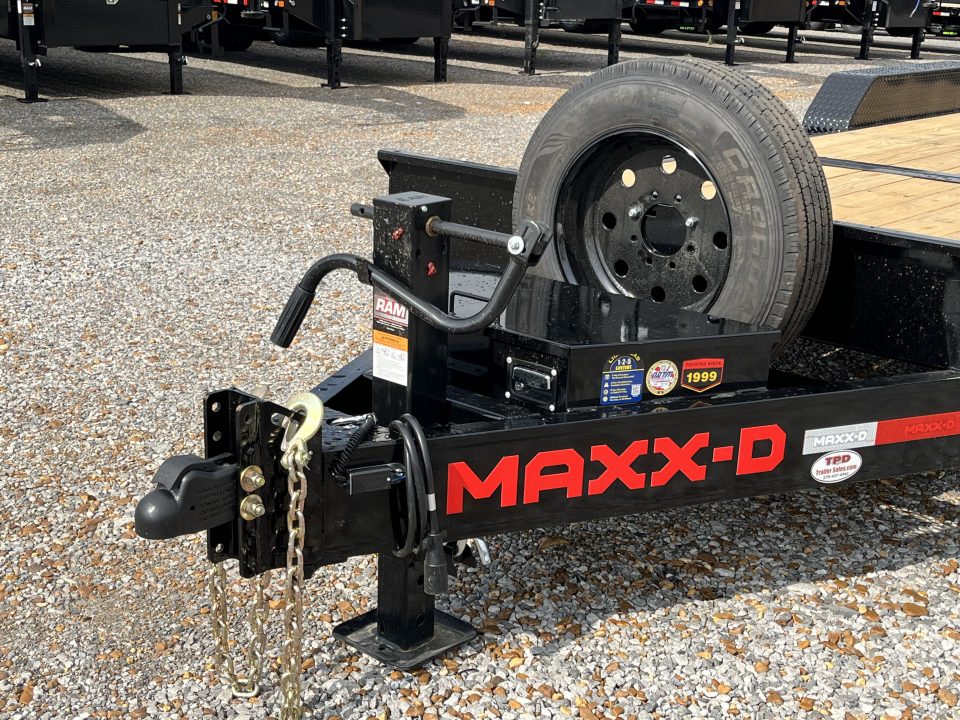 New 2027 MAXXD 83" X 22' 17.5K Tilt Equipment Trailer