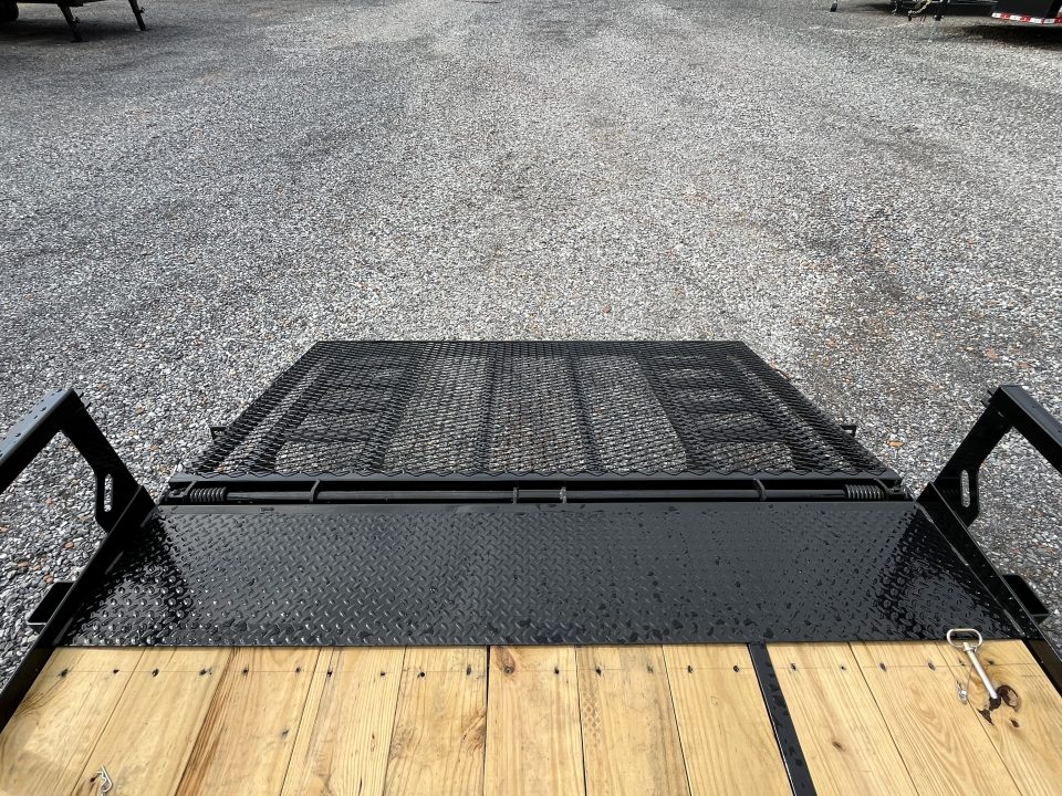 New 2027 MAXXD 83" X 18' 10K Utility Trailer