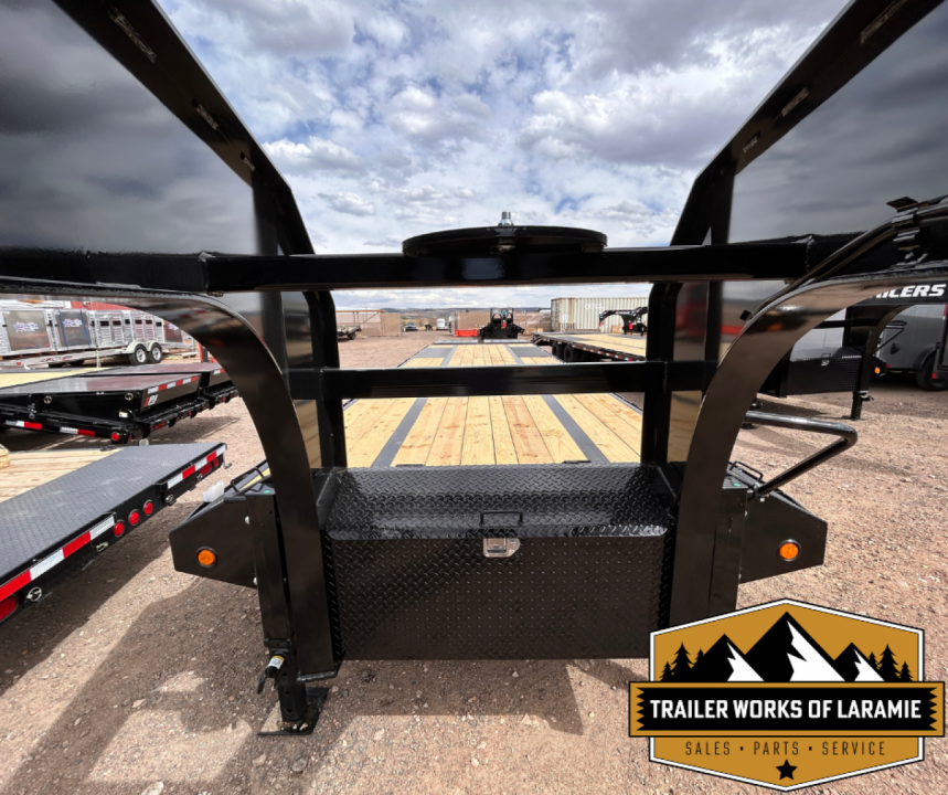 New 2027 PJ Trailers LD 30' Goose Neck Deckover- Monster Ramps- 25K